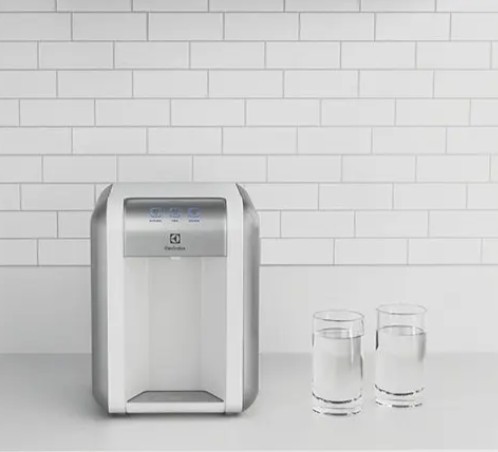 Purificador de Água Electrolux Eletrônico Compacto Efficient Painel Digital Bivolt Branco PE11B