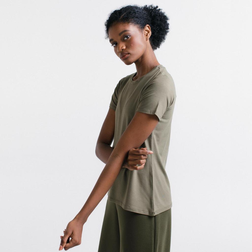 Camiseta Feminina Daily Insider | Shopee Brasil