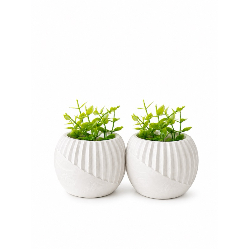 Kit com 2 Vasos de Gesso Decorativos com Plantas Artificiais