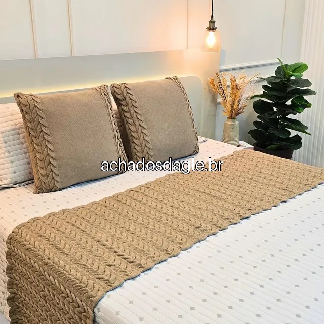 Kit Peseira Manta Tricot Cama Queen + 2 Capas 45cm