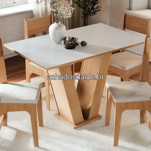 Conjunto Sala de Jantar 4 Lugares com Cadeiras Estofadas e Tampo Retangular